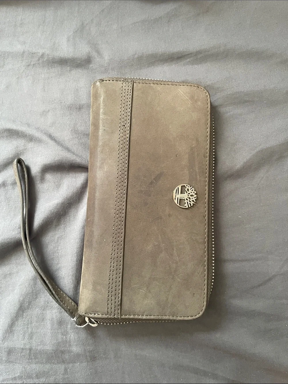 Timberland Taupe Brown Leather Zip-Around Wristlet Wallet